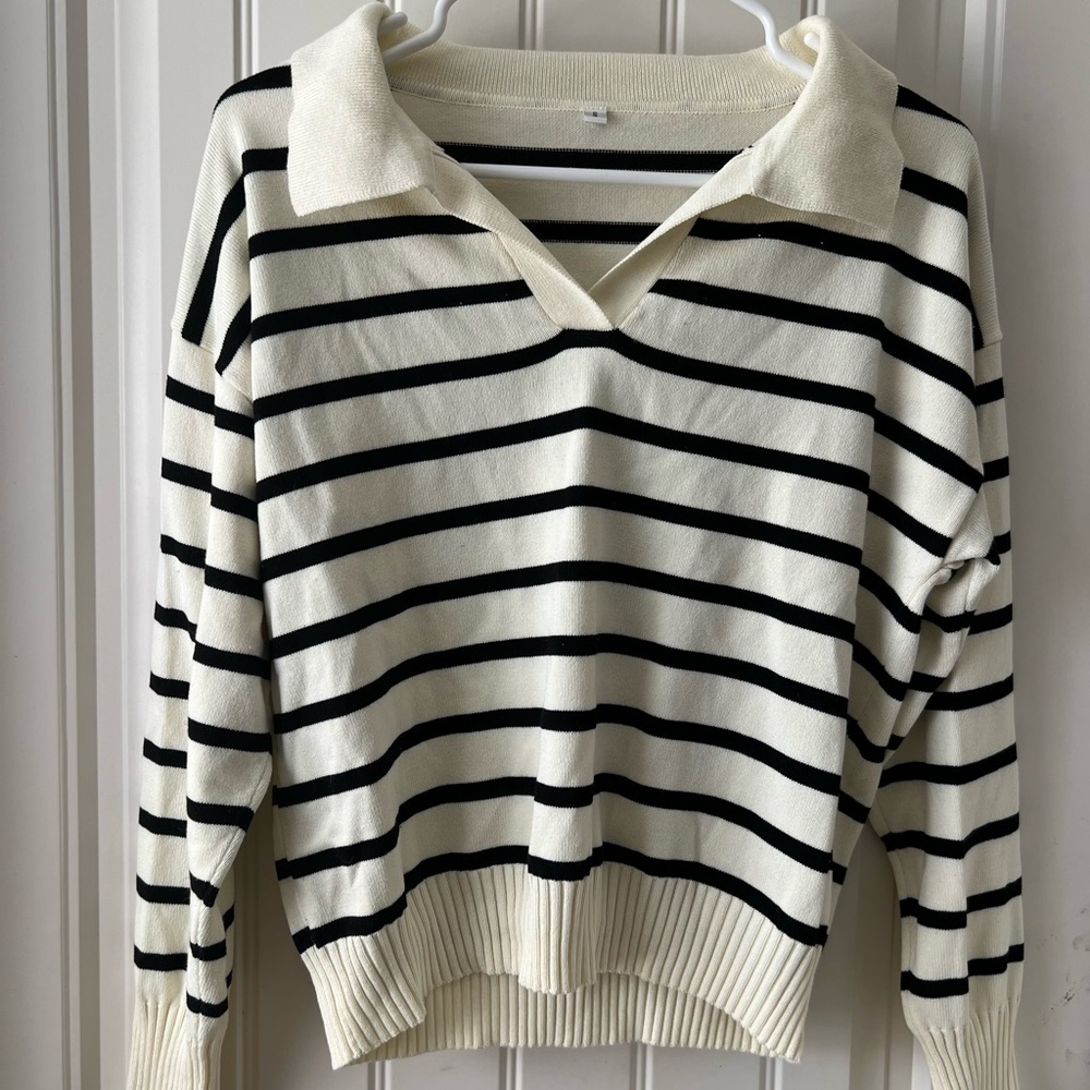 Striped Black and White Women's Sweater
